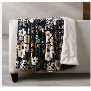 Life Comfort Ultimate Faux Fur Plush Throw Blanket 60x70 Reversible Luxury Soft